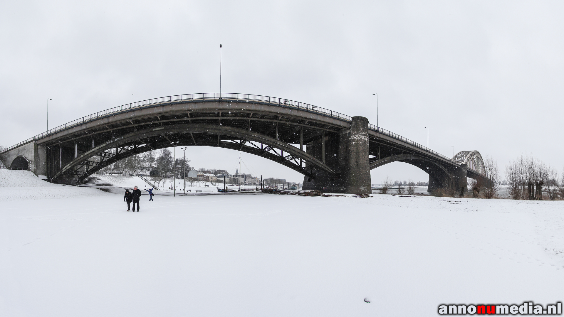 Waalbrug